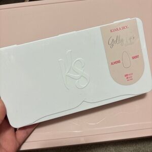 Kiara Sky Gelly Tips Med Almond